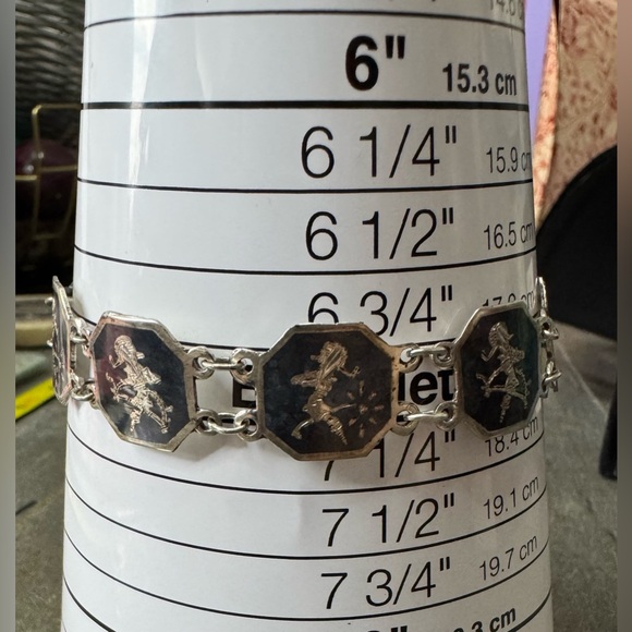 VINTAGE SIAM SILVER 9 PANEL DANCING GODDESS BRACELET 7.5” SIGNED K.A. ~16g - Picture 6 of 9